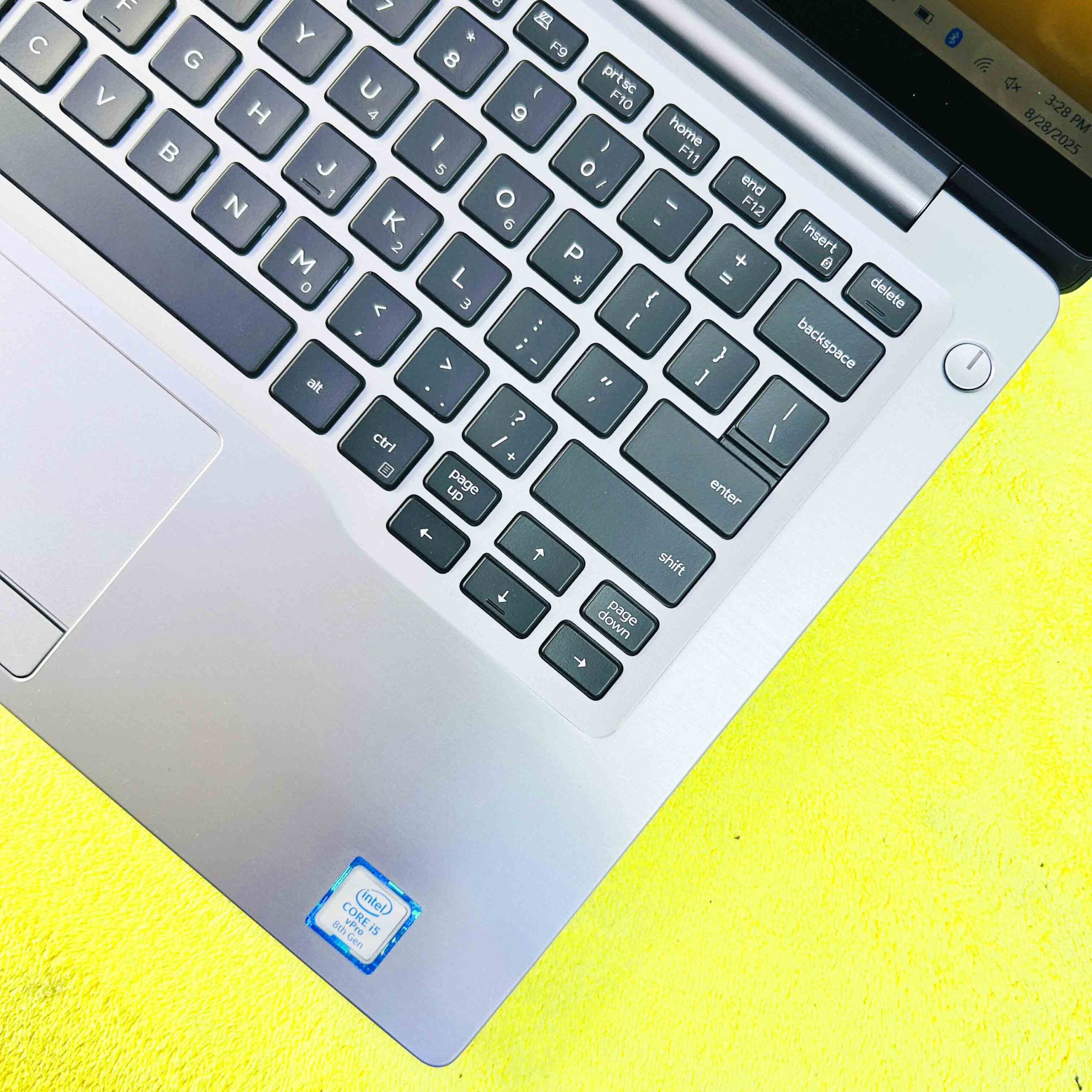 Dell Latitude 7400 – Core i5 8th Gen | 16GB RAM | 512GB SSD | 14" FHD Touch | Metal Body | Windows 11 Pro 5 IMG 5459 scaled