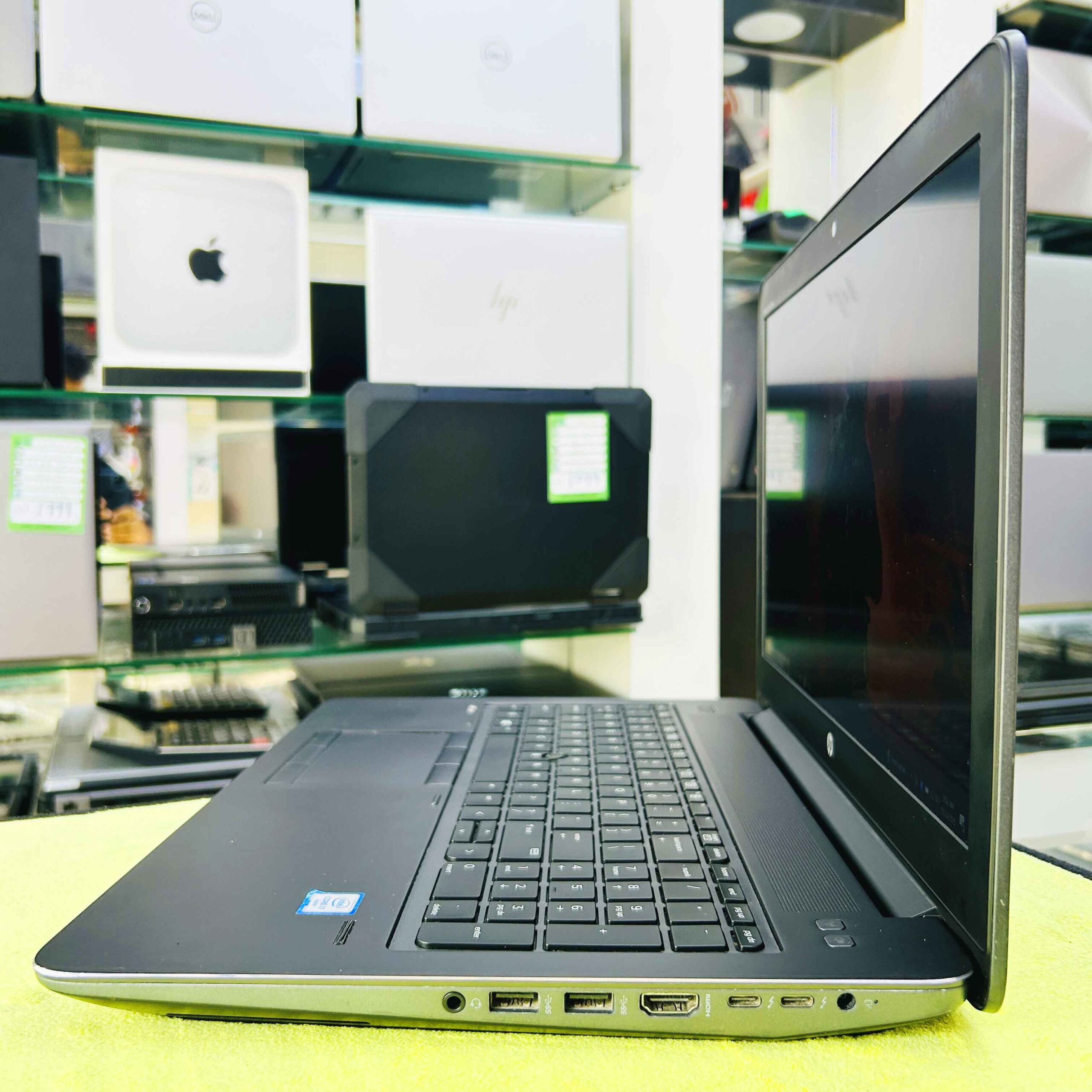 HP ZBook 15 G3 | Core i7-6820HQ | 16GB RAM | 512GB SSD | NVIDIA Quadro M2000M 4GB | 15.6” FHD | Windows 11 Pro | Used Workstation Laptop 15 IMG 7560 scaled